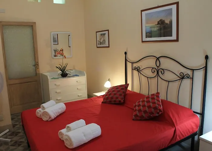 Adelfes Apartments