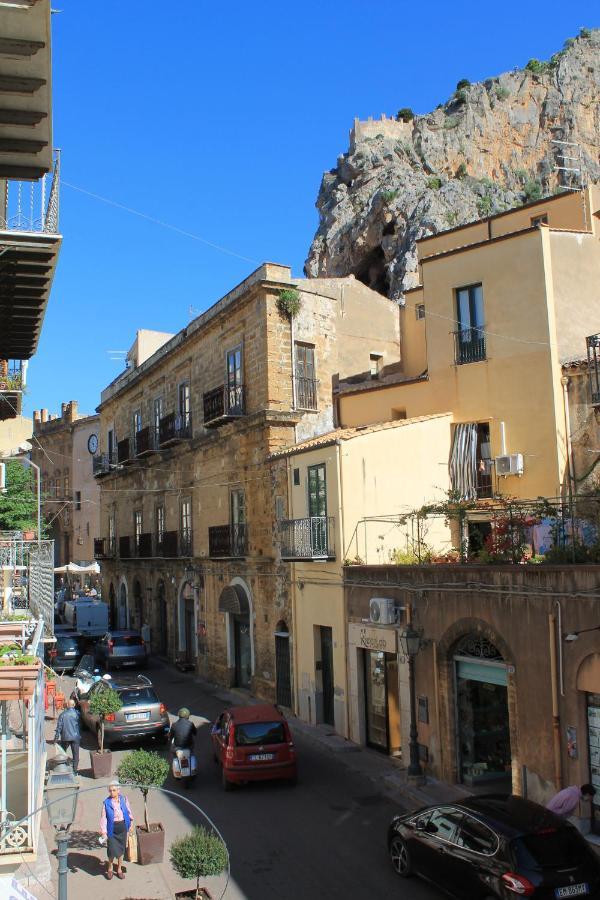 Adelfes Apartment Cefalu