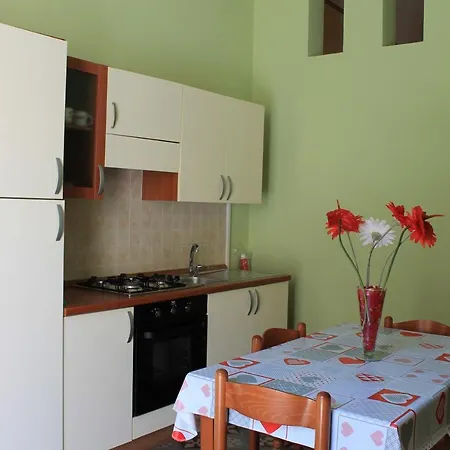 Adelfes Apartments Cefalù Buitenkant foto