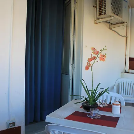 Adelfes Apartments Cefalù Buitenkant foto